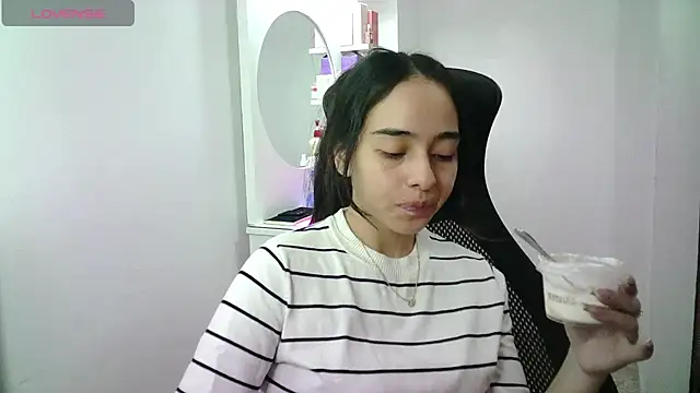 Snapshot of aineangeel chatting on July 23, 2026, 12:46 am aineangeel online show from July 23, 2026, 12:46 am