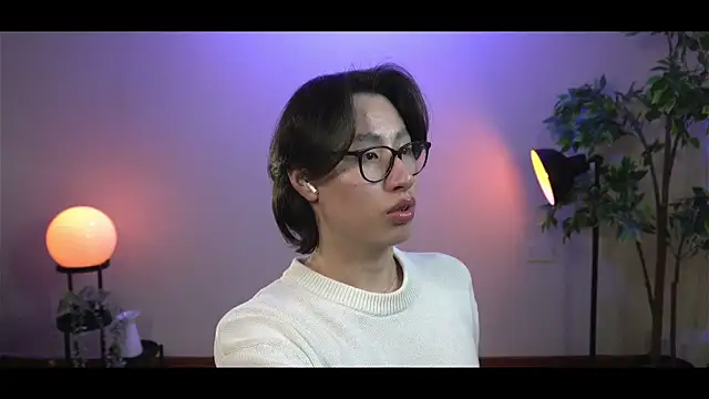 SrLuis18 online show from February 17, 2025, 10:03 pm