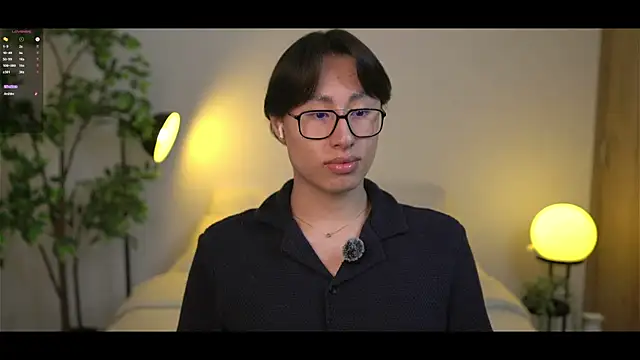 SrLuis18 online show from September 19, 2025, 11:16 pm