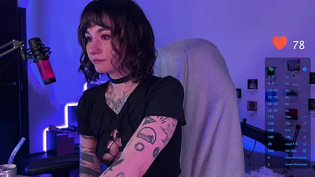 deadlysweet online show from December 29, 2024, 1:13 am