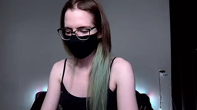 amber candyfloss online show from December 5, 2024, 10:01 pm