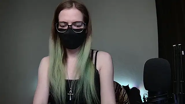 amber candyfloss online show from December 16, 2024, 2:15 am