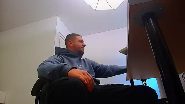 JoshKnights online show from September 30, 2025, 5:12 am