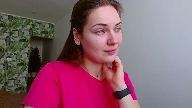 Olivia shine online show from January 5, 2025, 6:13 am