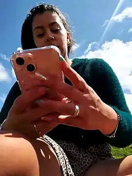 Emily Wane online show from December 6, 2024, 5:11 pm