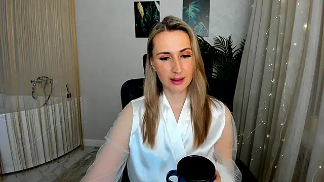 PassionGlow online show from March 7, 2025, 3:29 am