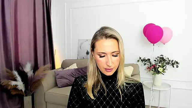 PassionGlow online show from September 14, 2025, 3:38 am