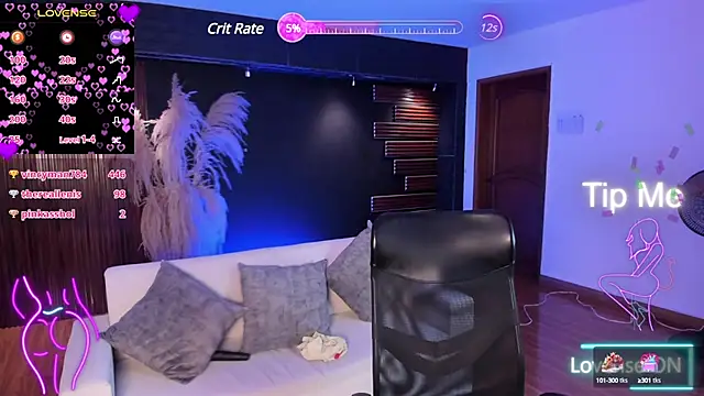 victoria mooree online show from February 19, 2025, 1:18 am