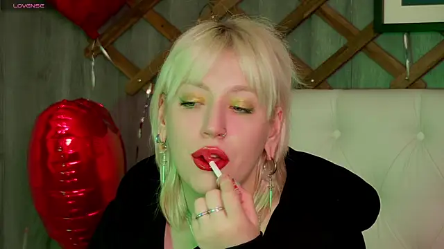 RachelCart online show from February 15, 2025, 3:52 am