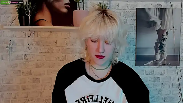 RachelCart online show from February 26, 2025, 3:32 am