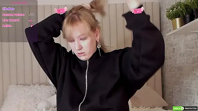 RachelCart online show from November 8, 2025, 3:07 am