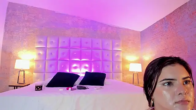 EVELIN MASON online show from September 18, 2025, 9:17 pm