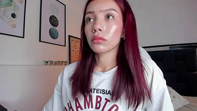 amysc online show from October 3, 2025, 1:52 pm