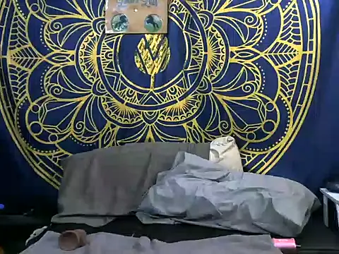 lovely lola1111 online show from February 18, 2025, 5:31 am