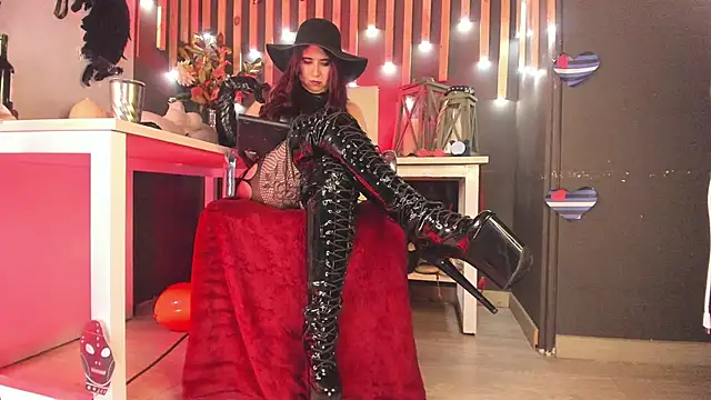 shaaroon gold online show from February 26, 2025, 9:48 pm