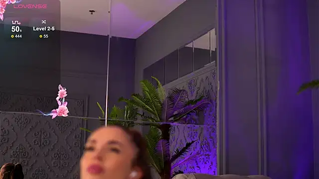 EsmeAinsley online show from December 21, 2024, 3:25 am