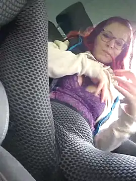 die-EinHORNY-WG online show from September 29, 2025, 11:37 am