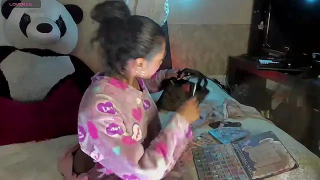 Lilithsabeth online show from November 1, 2025, 4:25 am