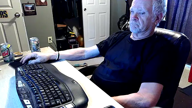 Snapshot of nobledad chatting on March 27, 2026, 6:40 pm nobledad online show from March 27, 2026, 6:40 pm