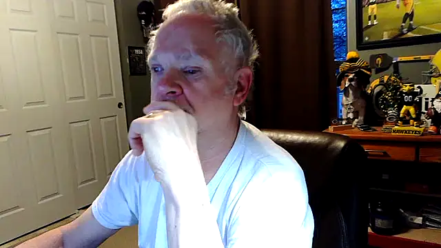 Snapshot of nobledad chatting on March 30, 2026, 11:22 am nobledad online show from March 30, 2026, 11:22 am