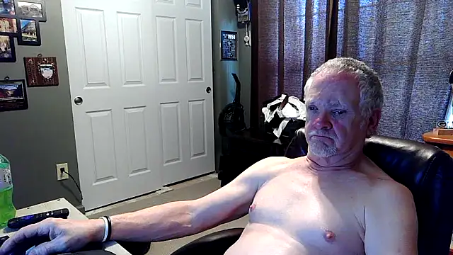 Snapshot of nobledad chatting on April 2, 2026, 5:54 pm nobledad online show from April 2, 2026, 5:54 pm