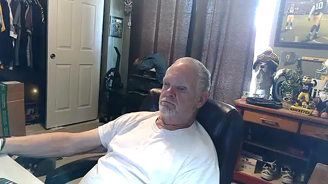 Snapshot of nobledad chatting on July 9, 2026, 6:01 pm nobledad online show from July 9, 2026, 6:01 pm