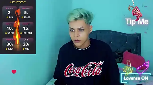 Liamscott  online show from February 2, 2025, 4:15 am