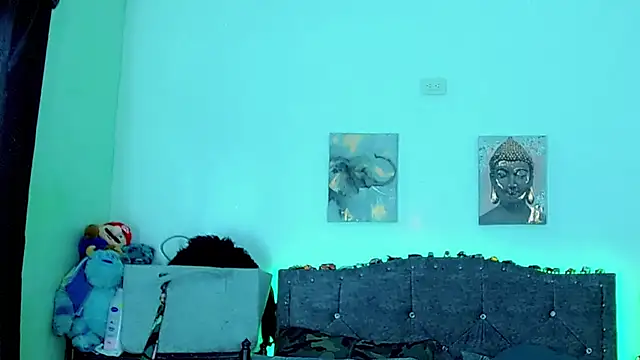 Liamscott  online show from February 10, 2026, 7:40 pm