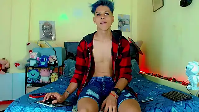 Liamscott  online show from March 20, 2026, 6:02 pm