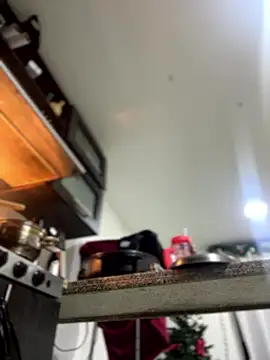 JulianaCastillo online show from January 12, 2026, 9:47 am