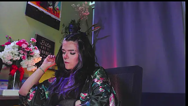 purple em69 online show from February 21, 2026, 4:57 am