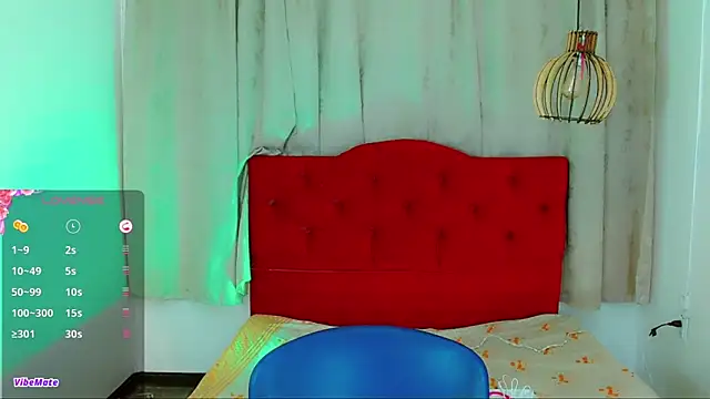 Jessica smith 1 online show from October 18, 2025, 12:06 pm