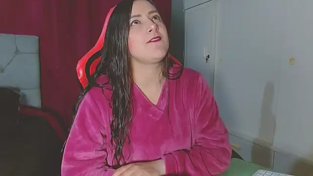 Noamartin  online show from October 11, 2025, 1:05 am