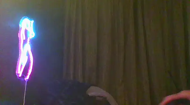 renegade vyxxen online show from February 7, 2025, 10:08 am