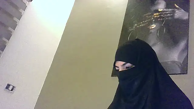 Hijabi HotGirls online show from April 24, 2026, 11:07 pm
