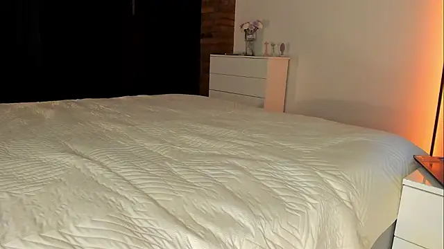 Rachel Rey online show from February 25, 2026, 6:39 pm