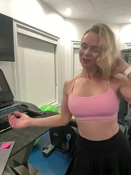 CindyOcean online show from December 8, 2024, 1:24 am