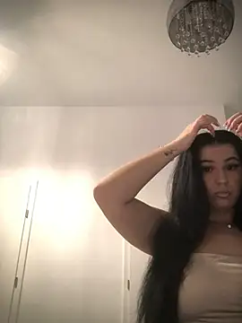 Snapshot of Amalthea_ chatting on February 27, 2025, 5:36 pm Amalthea online show from February 27, 2025, 5:36 pm