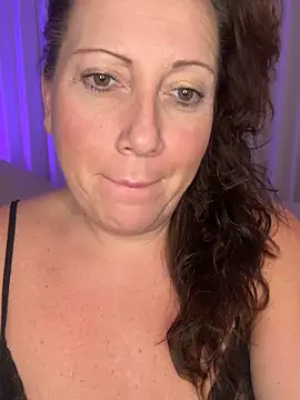 xsexycurvymilf online show from January 30, 2025, 2:36 pm