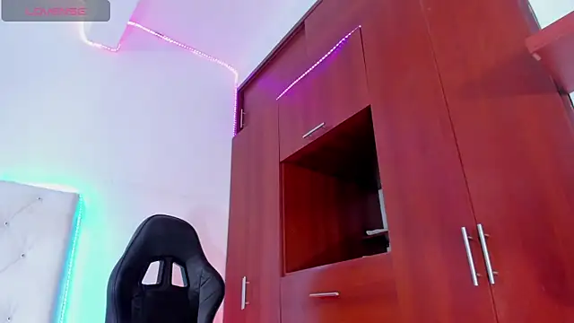 ivannapretyts online show from January 17, 2026, 3:39 pm