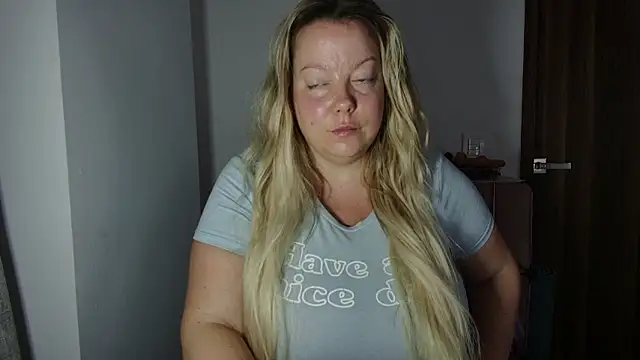 Snapshot of Beauty4AGent chatting on January 13, 2026, 1:49 pm Beauty4AGent online show from January 13, 2026, 1:49 pm