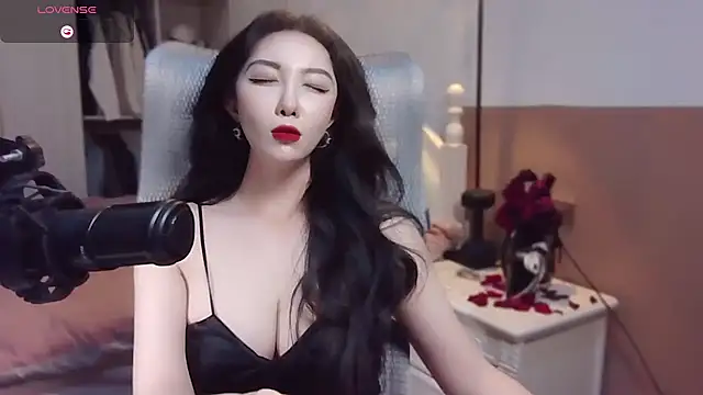 vyizh- online show from January 15, 2025, 4:54 pm