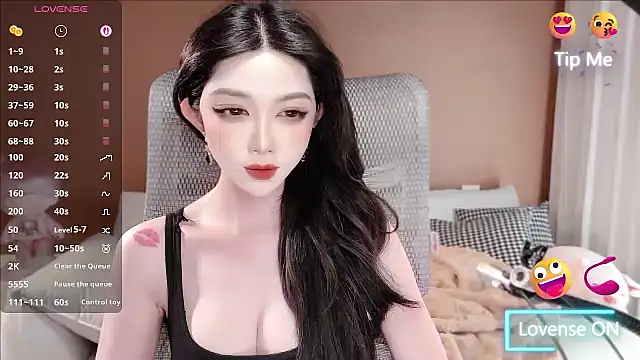 Snapshot of vyizh- chatting on May 21, 2026, 1:29 pm vyizh- online show from May 21, 2026, 1:29 pm
