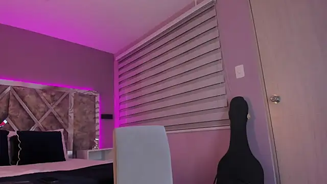 Amareto  online show from February 1, 2025, 11:21 am