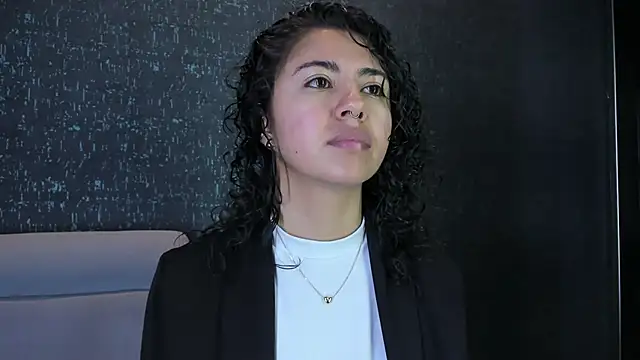 Amareto  online show from January 15, 2026, 9:58 am