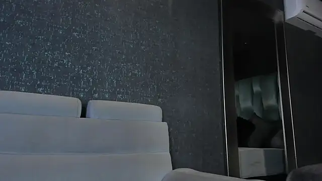 Amareto  online show from April 4, 2026, 10:13 am