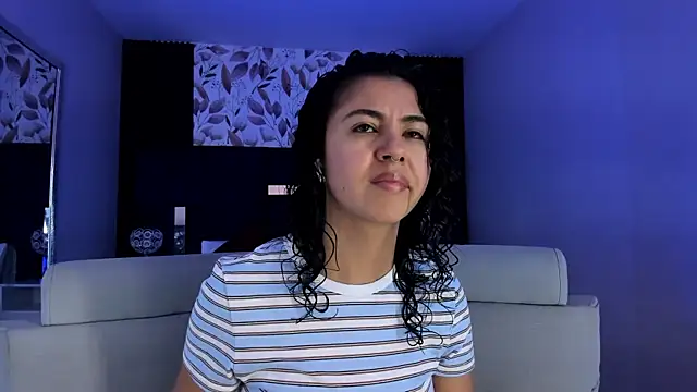 Amareto  online show from April 22, 2026, 11:01 am