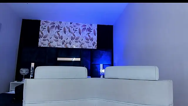 Snapshot of Amareto_ chatting on May 24, 2026, 12:32 pm Amareto online show from May 24, 2026, 12:32 pm