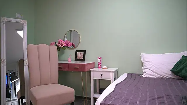 HaileyMoonn online show from September 15, 2025, 3:50 am