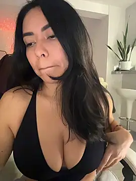 PetitLumiere online show from March 20, 2026, 3:11 am